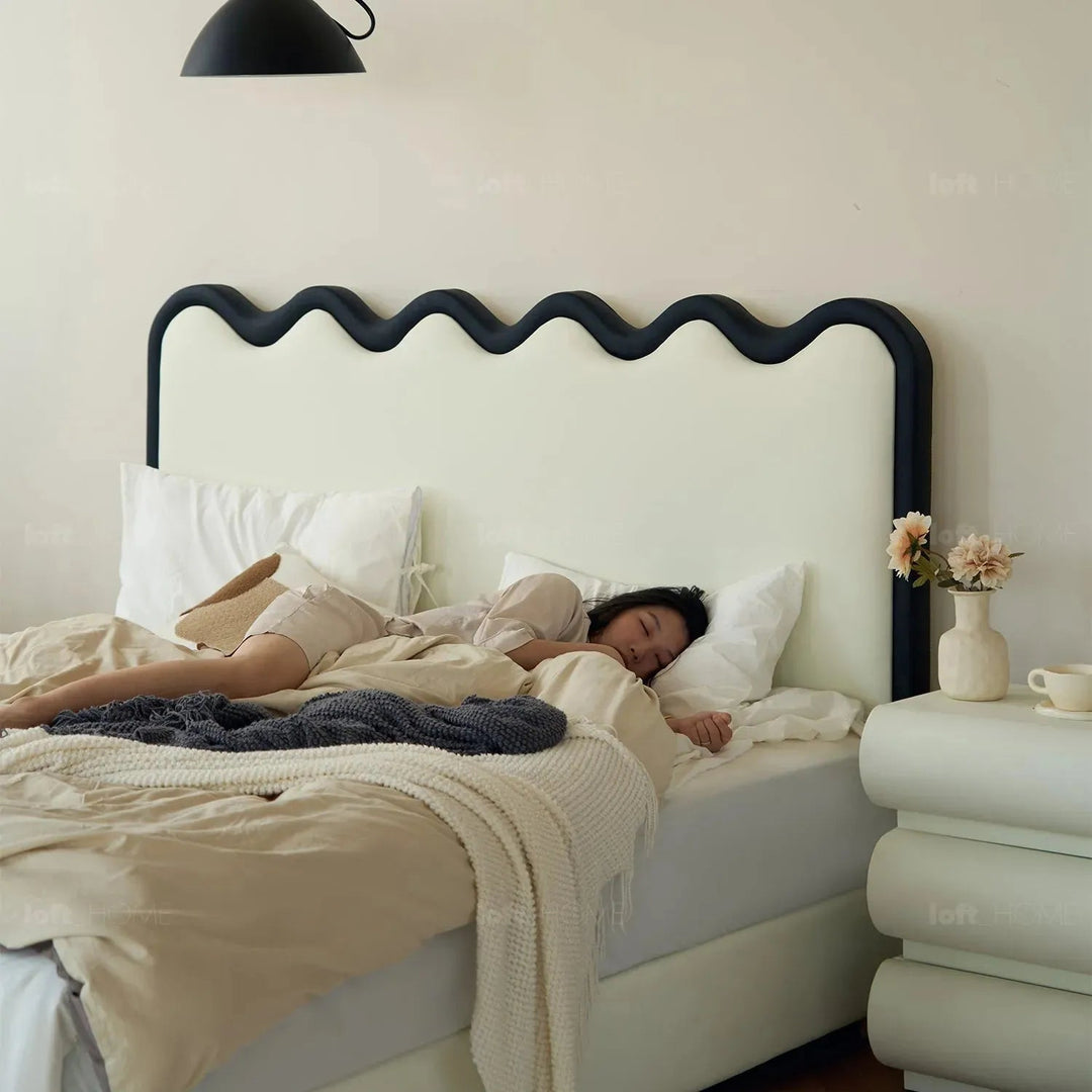 Modern Leather Bed RIPPLE