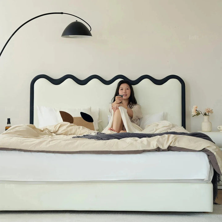 Modern Leather Bed RIPPLE