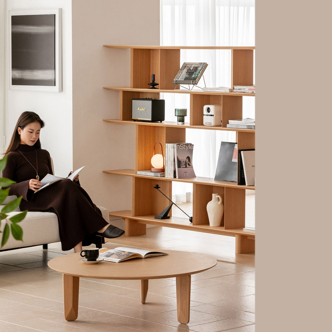 Minimalist oak wood veneer shelf berg primary product view.