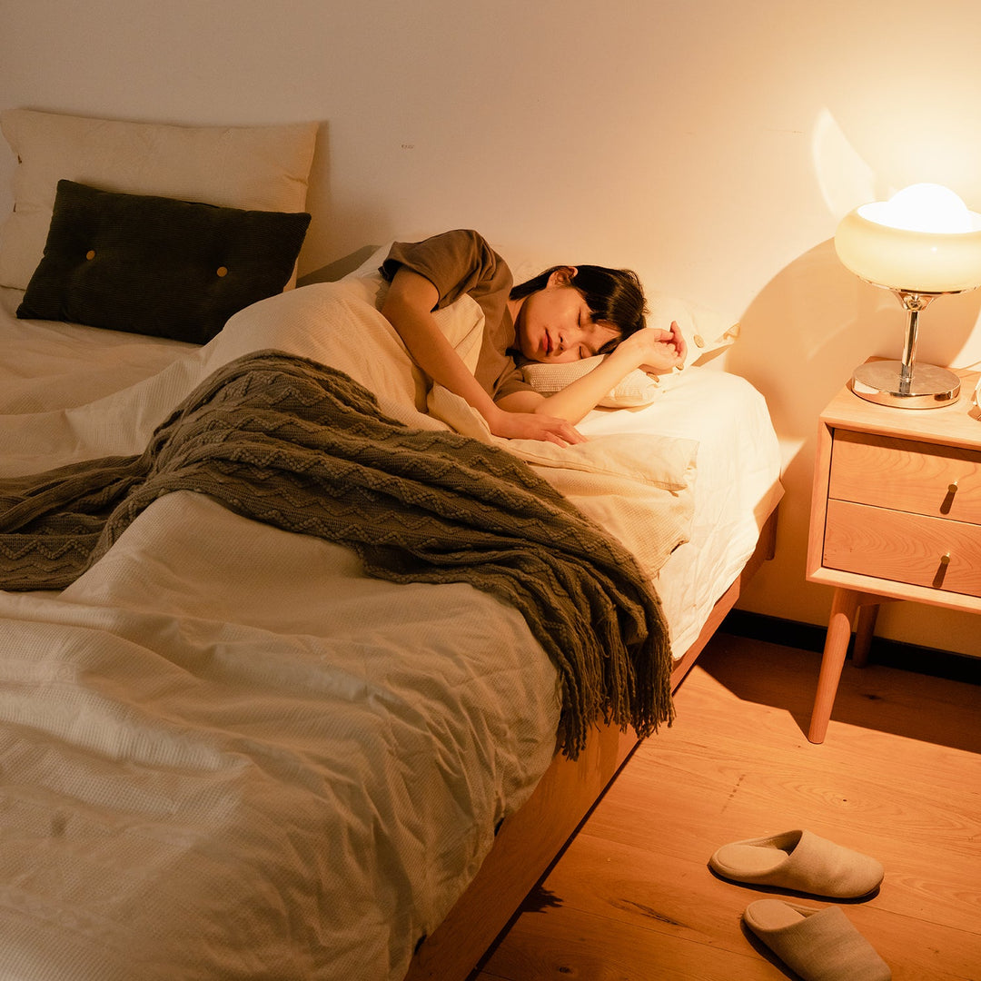 Scandinavian Cherry Wood Lift-Up Storage Platform Bed  BLUE WHALE