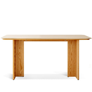 Medium Tables 40 to 59 Inches