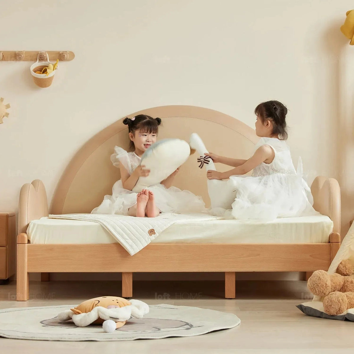 Scandinavian wood kids foldable bed deer with context.