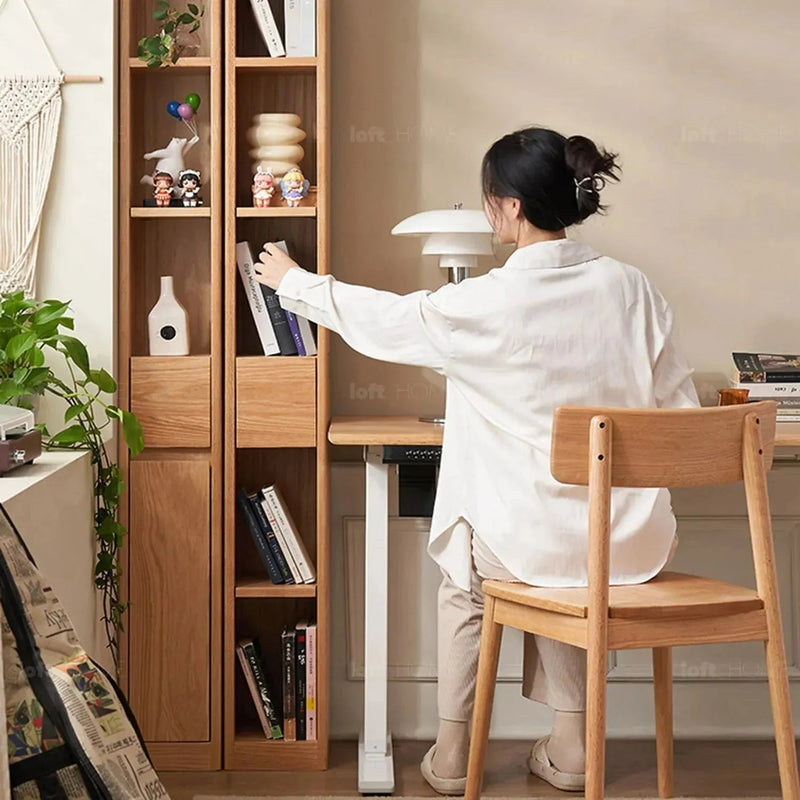 Scandinavian wood bookshelf corner fortune detail 4.