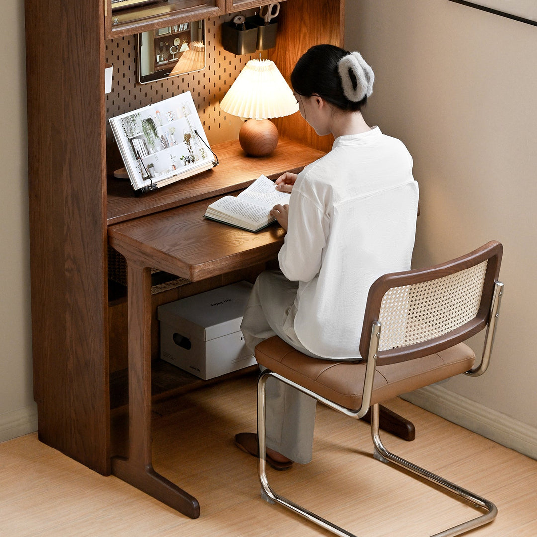 Scandinavian wood study table kangaroo in details.