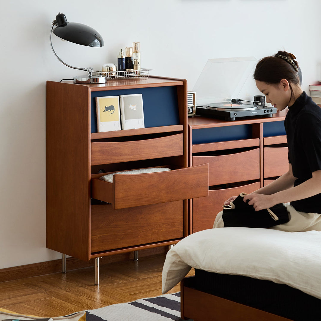 Vintage Boxwood Chest Of 4 Drawers MIES