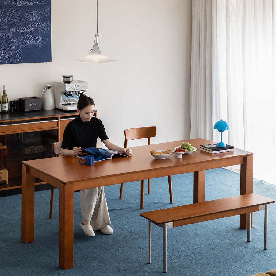 Vintage boxwood dining table shoreline primary product view.