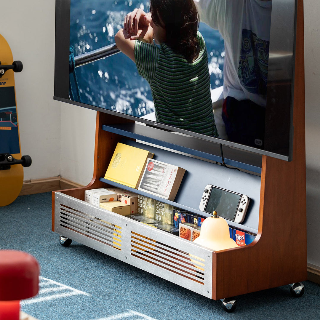 Bauhaus boxwood tv hanger mies in still life.