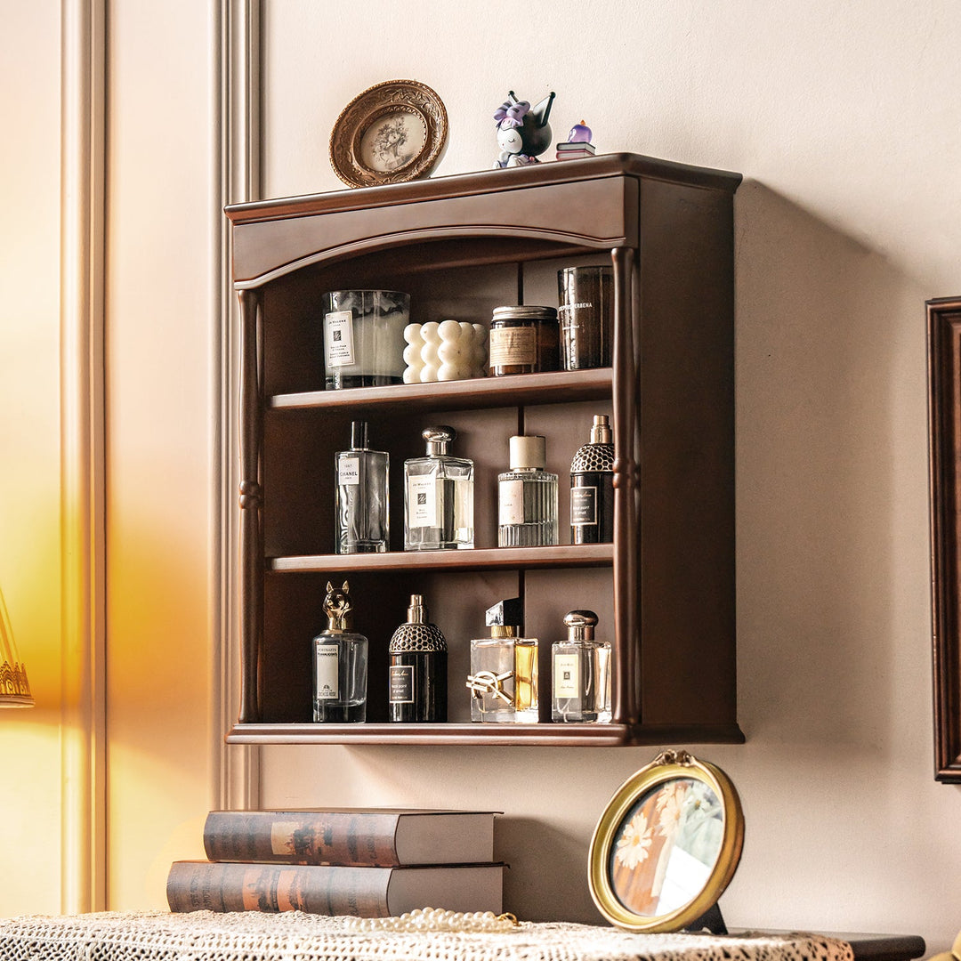 Vintage boxwood wood cup shelf vera with context.