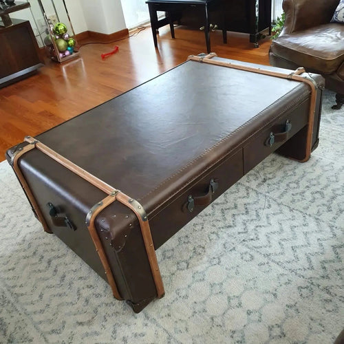 Vintage Genuine Leather Coffee Table RICHARDS' TRUNK Good to Know Preview-1