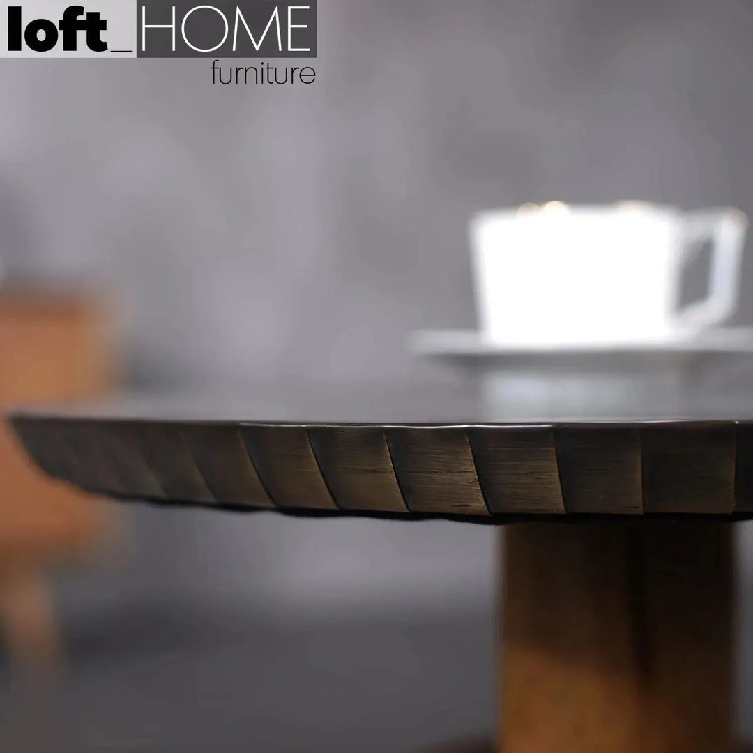 Vintage Wooden Round Side Table VINTAGE BRASS